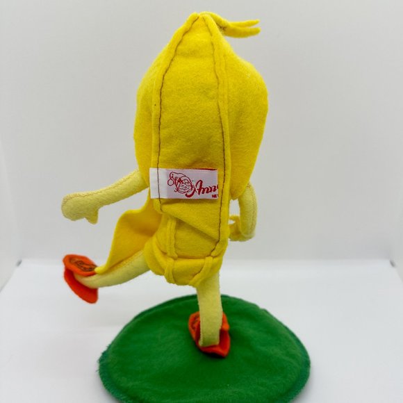 Vintage 1996 Annalee Posable Doll Banana 8” Halloween Costume Weird Creepy Wink - Picture 4 of 7